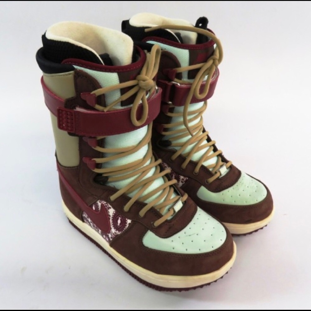 Nike Snowboard boots!